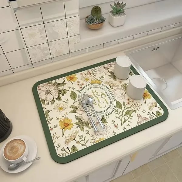 Absorberande köksmatta